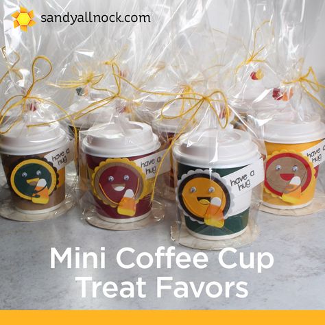 Mini Coffee Cup Treat Favors (+ Blending Brush Cameo) Hot Cocoa Gift Ideas, Mini Coffee Cups, Hot Cocoa Gift, Sandy Allnock, Favor Cups, Christmas Cup, Blending Brush, We R Memory Keepers, Christmas Hanukkah