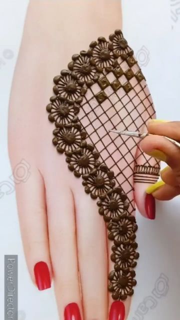 Mahndi Desain Simple, Mahndi Desain Simple Front Hand Easy, Wedding Mehndi Design, Mehndi Design New, Mehandi Design For Hand, Front Hand Mehndi Design, Mehndi Design Simple, Front Hand Mehndi, Hand Mehndi Design