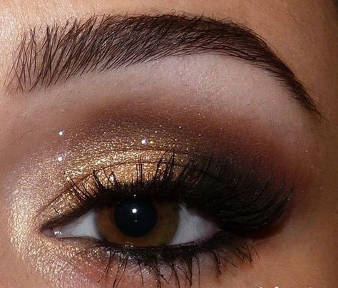 Makeup Tips For Brown Eyes, Natural Eye Makeup Tutorial, Make Up Foundation, Wedding Makeup For Brown Eyes, Prom Eye Makeup, Makeup Tutorial Step By Step, Glasses Makeup, Eye Makeup Steps, Elegant Makeup