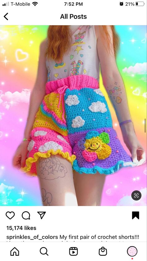 Crafty Outfits, Silly Clothes, Rainbow Outfit, Kawaii Crochet, Crochet Shorts, Funky Outfits, Crochet Fashion Patterns, Diy Crochet Projects, Kawaii Clothes