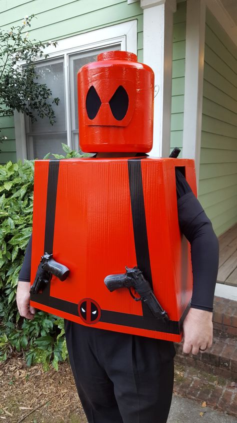 Adult cardboard LEGO Deadpool costume! Kids Deadpool Costume, Lego Knights Kingdom, Lego Deadpool, Cardboard Costume, Deadpool Costume, Lego Knights, Diy Costumes, The Head, Adult Costumes