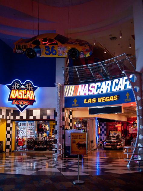 Nascar Cafe Nascar Room, Automotive Decor, Motor City, Man Cave Garage, Dream Garage, Nascar, Man Cave, Garage, Cafe