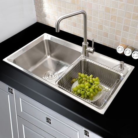 This kitchen sink is made of 318 stainless steel, with high quality. Stainless Steel Double Bowl Kitchen Sink, Single Sink Kitchen, Brushed Nickel Kitchen Faucet, Best Kitchen Faucets, Undermount Stainless Steel Sink, Topmount Sink, Top Mount Kitchen Sink, Double Kitchen Sink, Modern Kitchen Sinks