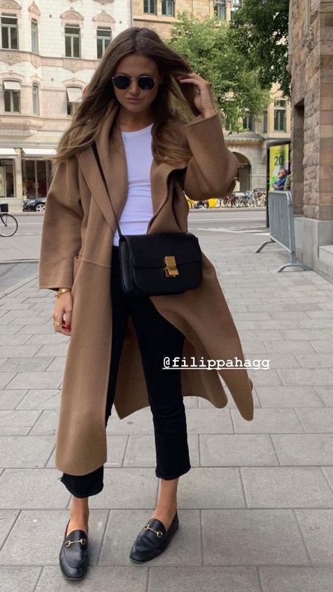 Casual Outfits Fall 2024, Women’s Outfits Winter, Winter Style Women, Minimalist Elegant Style, Fall Style Inspiration, Closet Inspiration, Mode Casual, Autumn 2024, Looks Street Style