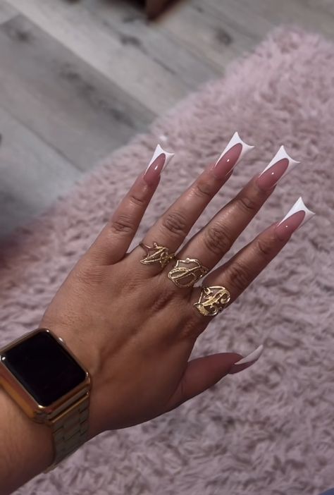 Curved White Nails, French Tip Nails Duck, Duck Nails Birthday Set, Shorties French Tip, White French Tip Duck Nails, Duck Nail Frenchies, Nails Acrylic Duck Shape, Classy Duck Nails, Medium Duck Nails Acrylic