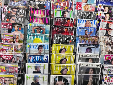 multiple fashion magazines displayed on a kiosk magazine stand Stacks Of Magazines, Magazine Stand Aesthetic, Magazine Covers Fashion, Magazines Fashion, Fashion Assistant, Magazine Stand, Marie Claire Magazine, Another Magazine, Fashion Student