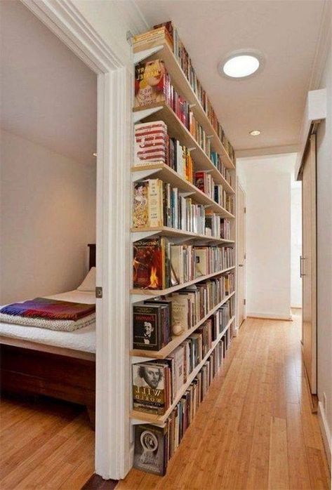 Diy Small Apartment, Apartment Decorating Ideas, Home Library Design, Bookshelf Design, Small Apartment Decorating, Bookshelves Diy, Home Libraries, Apartment Decorating, Design Del Prodotto