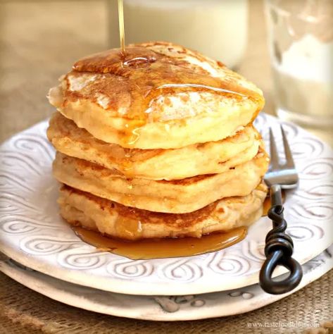 Sunday Pancakes – TasteFood Sunday Pancakes, Kamut Flour, Flour Pancakes, Pancakes From Scratch, Coconut Bread, French Crepes, Homemade Granola Bars, Buttermilk Pancakes, Fluffy Pancakes