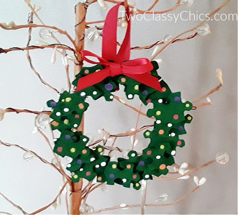 Puzzle Pieces Wreath Christmas Ornament Christmas Ornaments Made Out Of Puzzle Pieces, Puzzle Piece Ornaments Diy, Puzzle Piece Wreath Ornament, Puzzle Piece Christmas Ornaments, Puzzle Pieces Crafts, Puzzle Ornaments, Puzzle Piece Crafts, Origami Ornaments, Christmas Craft Fair