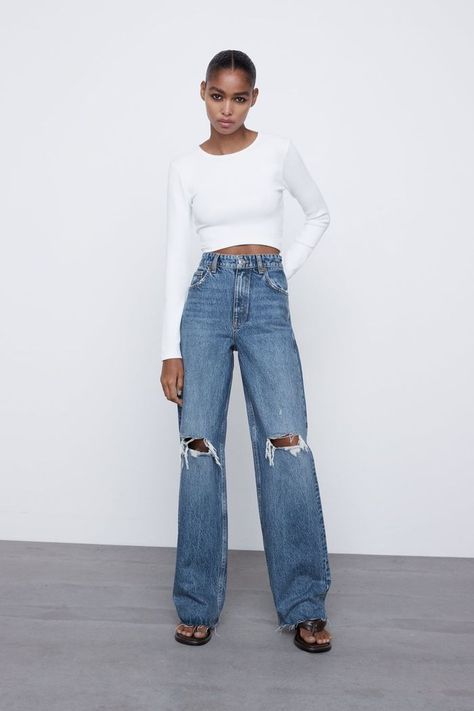 Zara Wide Leg Full Length Ripped Jeans Loose Jeans Outfit, Zara Wide Leg Jeans, Popular Jeans, Wide Leg Jeans Outfit, Hem Pants, High Rise Wide Leg Jeans, Jean Large, Zara Outfit, Pant Trends