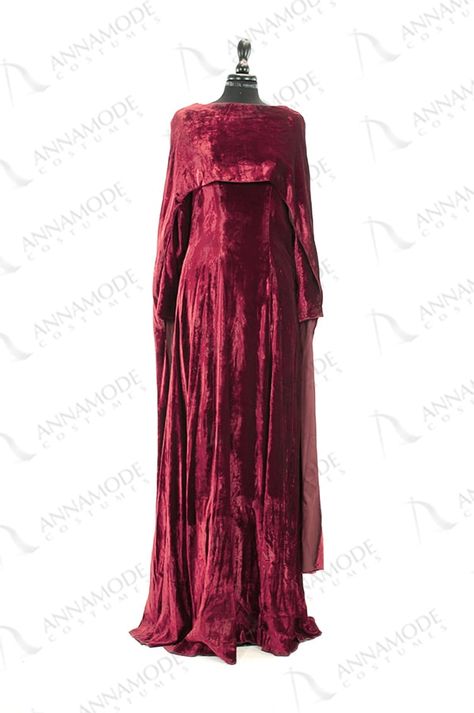 Velvet Medieval Dress, Red Velvet Dress Outfit, Hotd Dresses, Red Medieval Dress, Pagan Dress, Red Wardrobe, Velvet Dresses Outfit, Red Overlay, Princess Wardrobe