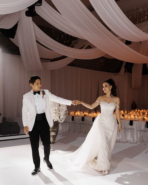 Drapery and candles everywhere! ✨ June and Birdy’s reception in Bangkok is simply stunning! Photo: @hautecontentmaison @nykolast_photography, @claudiuardelean.photo, @romanivanov_photo Planner: @chicplanner Bride: @june.bloxham Makeup: @tina_derkse Clonabreany House Wedding, Photo Planner, Woodbine Mansion Austin Wedding, Sydney Opera House Wedding Photos, Birdy, Bangkok, Candles, Photography, Instagram