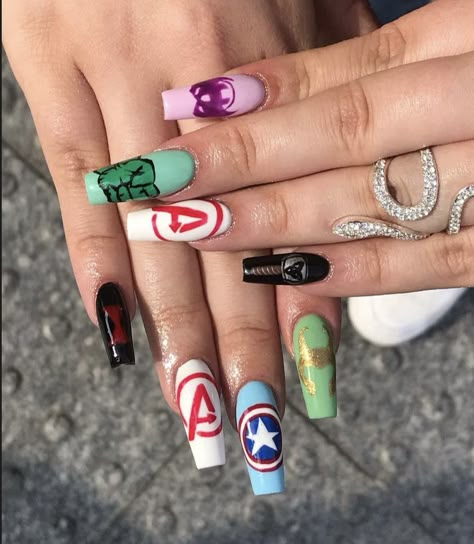 Marvel Inspired Nails, Marvel Nails Designs, Marvel Nail Art, Iron Man Nails, Superhero Nails, Avengers Nails, Marvel Nails, Disney Acrylic Nails, Mickey Nails