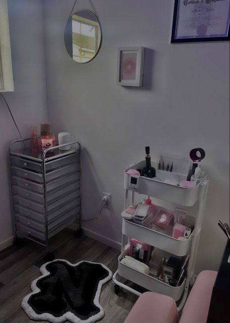 Lash Room Corner Set Up, Lash Snack Cart, Lash Corner Set Up, Lash Artist Vision Board, Hair Nails Lashes Done Aesthetic, Lash Room Inspo Pink, Lash Tech Astethic, Eyelash Technician Aesthetic, Estitician Room