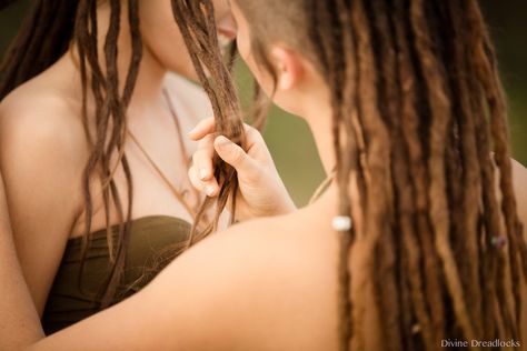 HOW TO CARE FOR YOUR NEW DREADS Loose Dreads, Dread Maintenance, Partial Dreads, New Dreads, Synthetic Dreads, Dread Hairstyles, Itchy Scalp, People Struggle, Normal Hair