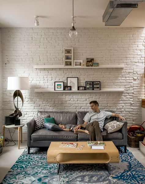 Minimalist Dekor, Brick Interior Wall, Kitchen Ikea, Painting Room, Interior Minimalista, Casa Vintage, Trendy Living Rooms, 아파트 인테리어, White Brick