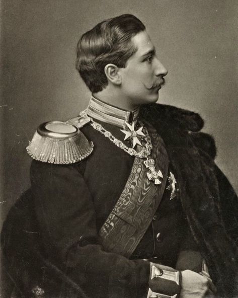 https://www.instagram.com/p/Ca4e2WVNQxN/?utm_medium=share_sheet Kaiser Wilhelm Ii, Kaiser Wilhelm, Germany, Instagram Photo, Van, On Instagram, Instagram