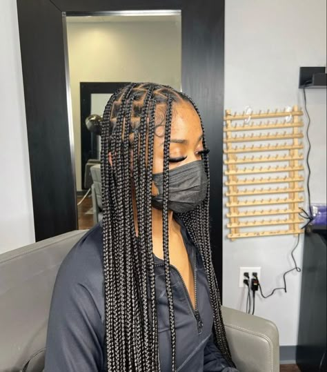 Braids For African Women, Trendy Curls, Braiding Hairstyle, Curly Hair Sew In, Medium Knotless Braids, Medium Knotless, Air Style, Braids Knotless, Vacation 2024