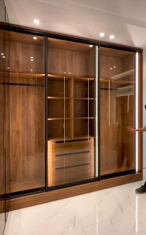 Modular Wardrobe Design, Wardrobe Laminate Design, Wall Wardrobe Design, Modular Wardrobes, Dream Closet Design, House Interior Design Styles, Closet Design Layout, Modern Cupboard Design, تصميم داخلي فاخر