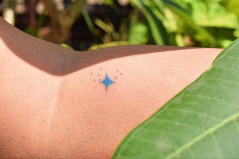 Blue Stick And Poke Tattoo, Freckle Stick, Blue Star Tattoo, Star Sparkle Tattoo, Sparkle Tattoo, Stick And Poke Tattoo, Manic Pixie, Stick N Poke, Manic Pixie Dream Girl