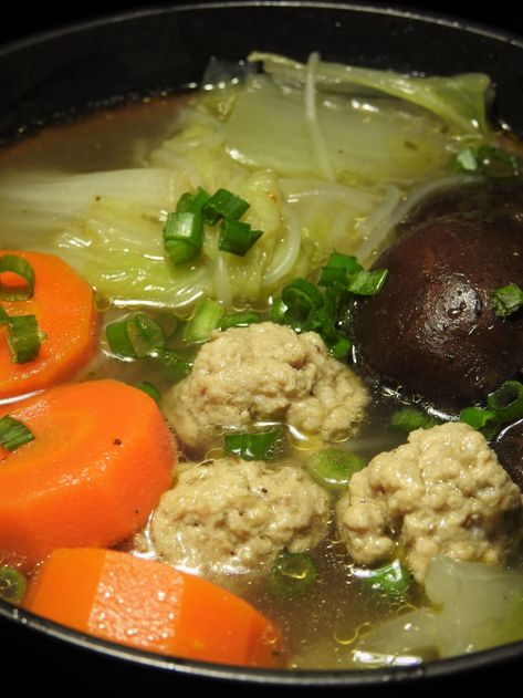 Napa Cabbage Soup, Shiitake Mushroom Soup, Mushrooms Soup, Napa Cabbage Recipes, Healthy Thai Recipes, Pork Mushroom, Shiitake Mushrooms, Napa Cabbage, The Soup