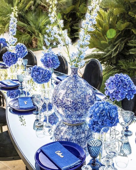 Intimate Engagement Party, Blue Table Decor, Talavera Wedding, Blue Wedding Decor, Chinoiserie Wedding, Blue Table Settings, Intimate Engagement, Blue Hydrangeas, Royal Blue Wedding