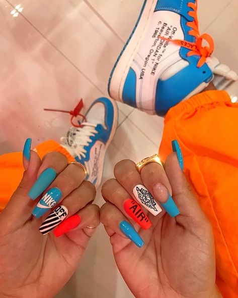 Sneaker Nails, Nike Nails, Heather Sanders, Nail Design Glitter, Shoe Nails, Edgy Nails, Crazy Nails, Summer Acrylic Nails, Fire Nails