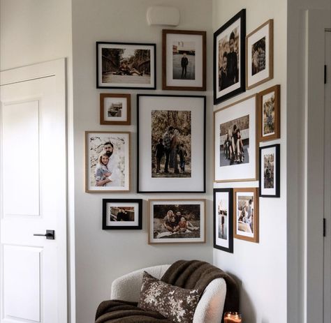 Family Picture Layout On Wall, Gallery Wall Family Pictures Dining Room, Photo Wall Above Fireplace, Wall Gallery Family Photos, Wall Gallery Photos, Wall Collage With One Large Picture, Narrow Gallery Wall Layout, Gallery Wall Layout Corner, Small Entryway Picture Wall Ideas