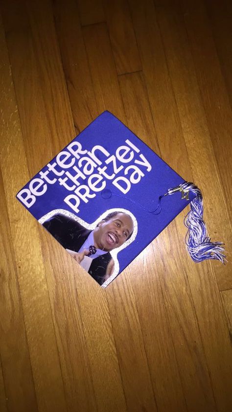 Graduation Cap Designs The Office, Office Graduation Cap, The Office Graduation Cap, Funny Graduation Cap Designs, The Office Funny, Graduation Cap Designs College, Disney Graduation Cap, Funny Graduation Caps, Creative Graduation Caps