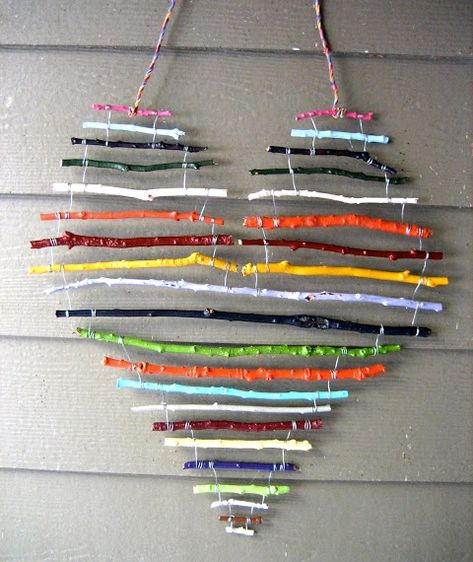 Dishfunctional Designs: Creative Ideas For Valentine's Day Twig Crafts, Twig Art, Kids Fall Crafts, Easy Fall Crafts, Fall Crafts For Kids, Painted Sticks, Glow Sticks, Kids Wood, Rainbow Kids