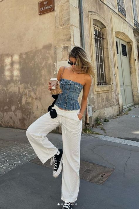 Converse Haute, Corset And Jeans, Corset Top Outfit, Linen Pants Outfit, Style Converse, Corset Outfit, Nashville Outfits, Denim Corset, Causual Outfits