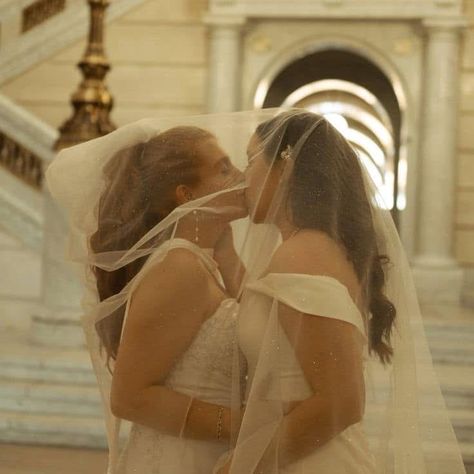 Sapphic Elopement, Sapphic Wedding Ideas, Wlw Wedding Photos, Wlw Elopement, Wlw Wedding Ideas, Wlw Proposal, Wlw Marriage, Wlw Engagement, Wlw Wedding Aesthetic