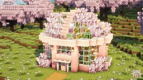 Cherry Greenhouse Minecraft, Mc Bee House, Cute Bridges In Minecraft, Mc Bee Farm, Cute Minecraft Windmill, Minecraft Glass House, Minecraft Bee House, Farm Ideas Minecraft, Minecraft Bee Farm