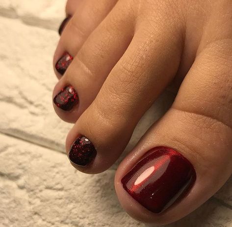 Maroon Toenails, Maroon Pedicure Toenails, Burgundy Pedicure Toenails, Toenails Burgundy, Plum Pedicure Toenails, Red Gemstone Toe Ring, Pedicure Design, Ideas Pedicure, Men Nail Polish