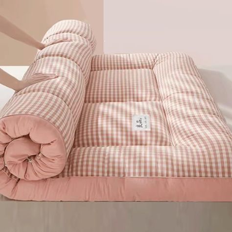 Japanese Floor Futon Mattress, Roll Up King Size Mattress Floor Bed Tatami Foldable Soft Pressure Reducing Breathable Double Futon Mattress Student Dormitory Home Mattress(Pink plaid,90cm*200cm) : Amazon.co.uk: Home & Kitchen Japanese Futon Bed, Mattress Floor, Japanese Mattress, Floor Futon, Japanese Bed, Floor Mattress, Japanese Futon, Cozy Life, Princess Bed