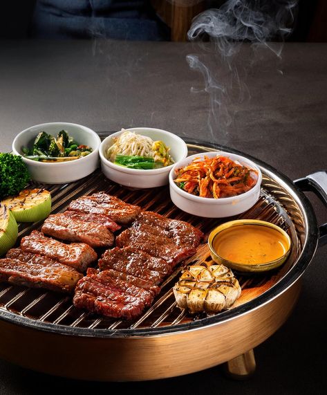 Korean BBQ Recipe: A Savory and Flavorful Grilled Feast Kbbq Korean At Home, Korean Barbeque At Home, Korean Bbq Aesthetic, Kbbq Korean, Korean Bbq At Home, Bbq At Home, Hotdog Chili Recipe, Korean Barbeque, Brioche Bread Recipe