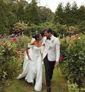 Astonishing Tented Martha's Vineyard Wedding | 75 more photos on PartySlate Vineyard Birthday, Vineyard Wedding Reception, Vineyard Wedding Venues, Outdoor Rehearsal Dinner, Marthas Vineyard Wedding, Baby Shower Venues, Birthday Venues, Outdoor Baby Shower, Birthday Travel