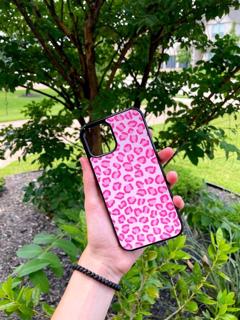 Coque Aesthetic, Phone Cover Ideas, Dark Pink Phone Case, Barbie Case Iphone, Pink Cow Print Phone Case, Orange And Pink Phone Case, Bright Pink Phone Case, Dream Bags, Collage Phone Case