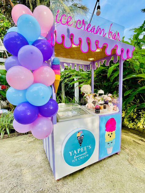 Ice Cream Booth Design Pop Up, Ice Cream Stand Ideas, Heladerias Ideas Decoracion, Popsicle Bar, Ice Cream Vendor, Party Rental Ideas, Donut Decorating Ideas, Stall Decorations, Diy Lemonade Stand