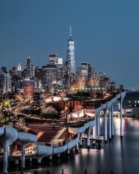 Nyc Rooftop, New York Wallpaper, Empire State Of Mind, Nova York, New York State, Holiday Travel, Empire State, Places To Travel, New York Skyline