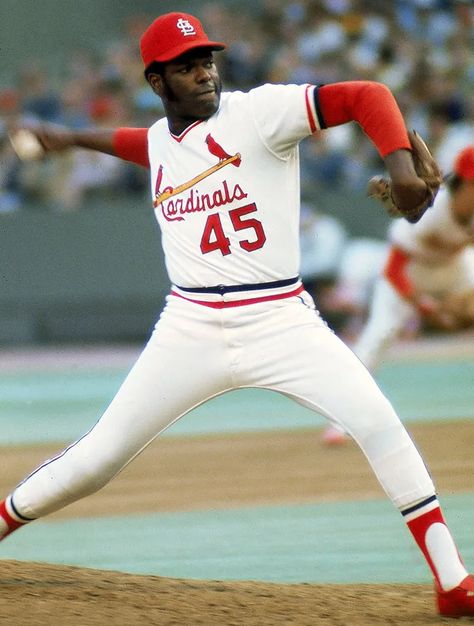 Bob Cousy, Bob Gibson, St Louis Cardinals Baseball, Baseball Pictures, Baseball Photos, Cardinals Baseball, Sports Hero, Nba Champions, St Louis Cardinals