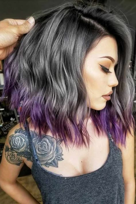 Soft Purple Ombre For Your Ends  #purplehighlights #highlights #haircolor #wavyhair #longbob ❤️See what a deep and bright look you can get with purple highlights! Purple balayage, blue ombre, and many cool hair color ideas are here!  ❤️ See more: http://lovehairstyles.com/purple-highlights-unique-hair-look/ #lovehairstyles #hair #hairstyles #haircuts Hair Color 2017, Hair Color Purple, Purple Ombre, Cool Hair, Unique Hairstyles, Grunge Hair, Cool Hair Color, Hair Colours, Colored Hair