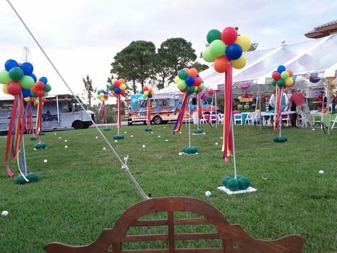 Balloon Topiary poles Event Decor Ideas Parties Decorations, Party Tent Lighting, Park Party Decorations, Outdoor Events Decor, Diy Outdoor Party, Outdoor Birthday Party Decorations, Column Decoration, School Fall Festival, Backyard Carnival