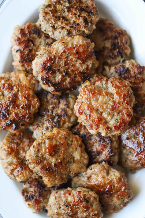 Homemade Breakfast Sausage Recipe, Breakfast Sausage Recipe, Pork Sausage Recipes, Homemade Breakfast Sausage, Homemade Sausage Recipes, Sausage Seasoning, Sausage Patties, Breakfast Sausage Recipes, Sausage Recipe