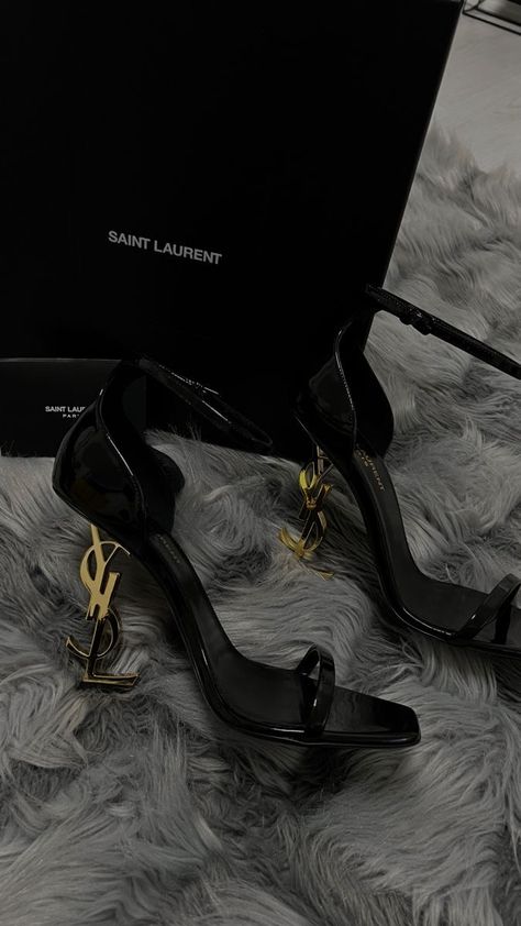 Ysl Heels Aesthetic, Expensive Heels, Saint Laurent Aesthetic, Luxury Heels, Heels Aesthetic, Fashion Shoes Heels, Expensive Shoes, Shoes Heels Classy, Ysl Heels