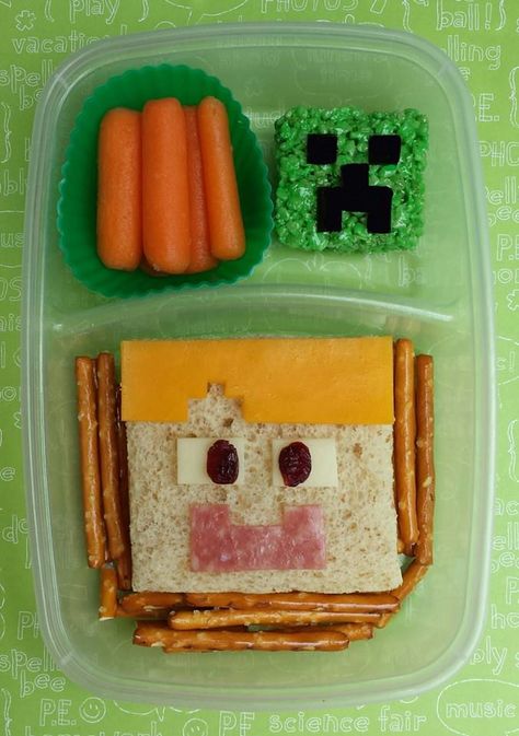 Minecraft Bento Minecraft Sandwich, Minecraft Bento, Minecraft Lunch Ideas, Kawaii School Lunch, Toddler Sandwiches, Minecraft Lunch, Disney Packed Lunch Ideas, Bento Box Lunch For Kids, Fun Kid Lunch