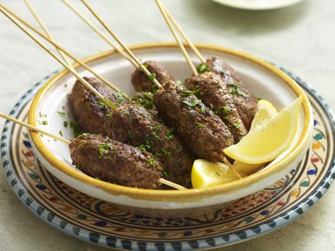 Lamb Cutlets Recipe, Kebab Recipes Beef, Meze Recipes, Best Lamb Recipes, Beef Kebabs, Lamb Kebabs, Slow Cooker Lamb, Lamb Chop Recipes, Lamb Ribs