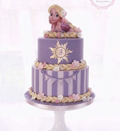 Rapunzel Torte, Rapunzel Birthday Cake, Bolo Rapunzel, Rapunzel Cake, Tangled Birthday Party, Rapunzel Birthday Party, Tangled Birthday, Disney Princess Cake, Rapunzel Party