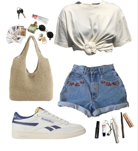 Casual summer outfit with sneakers and jean shorts Bookish Outfits Summer, Gilmore Girls Summer Outfits, Rory Gilmore Aesthetic Outfits Summer, Lakehouse Aesthetic Outfit, Cottagecore Shorts Outfit, Mermaid Core Outfits Casual, Greek Summer Aesthetic Outfit, Cottage Core Summer, Cottage Outfit Summer