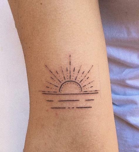 Dawn Tattoo Sun, Sunshine Ankle Tattoo, Sun Line Work Tattoo, Sunrise Tattoo Design, Dawn Tattoo Ideas, Sunrise Tattoo Simple, Sun Rise Tattoo, Maggie Tattoo, Sunset Tattoo Design